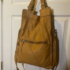 Lucky Brand Tan Leather shoulder/ messenger Bag stitching accent brass hardwares